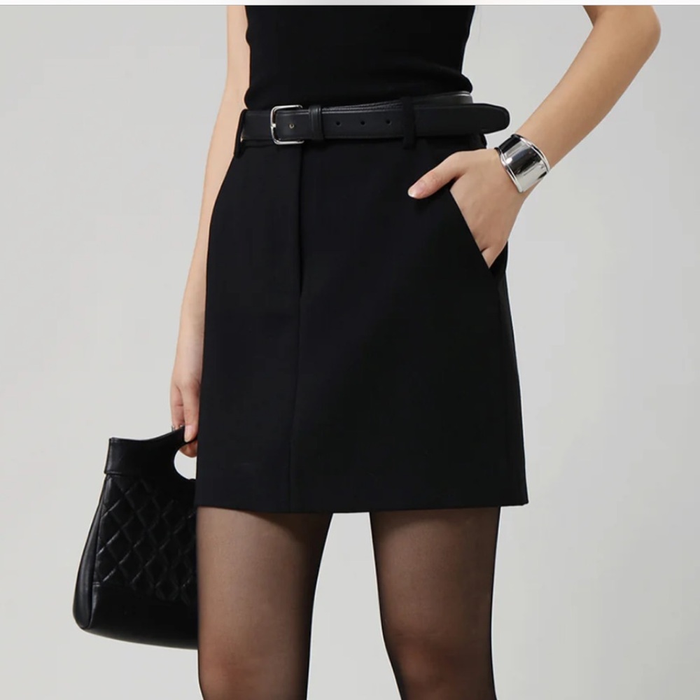 NWT Commense black skirt